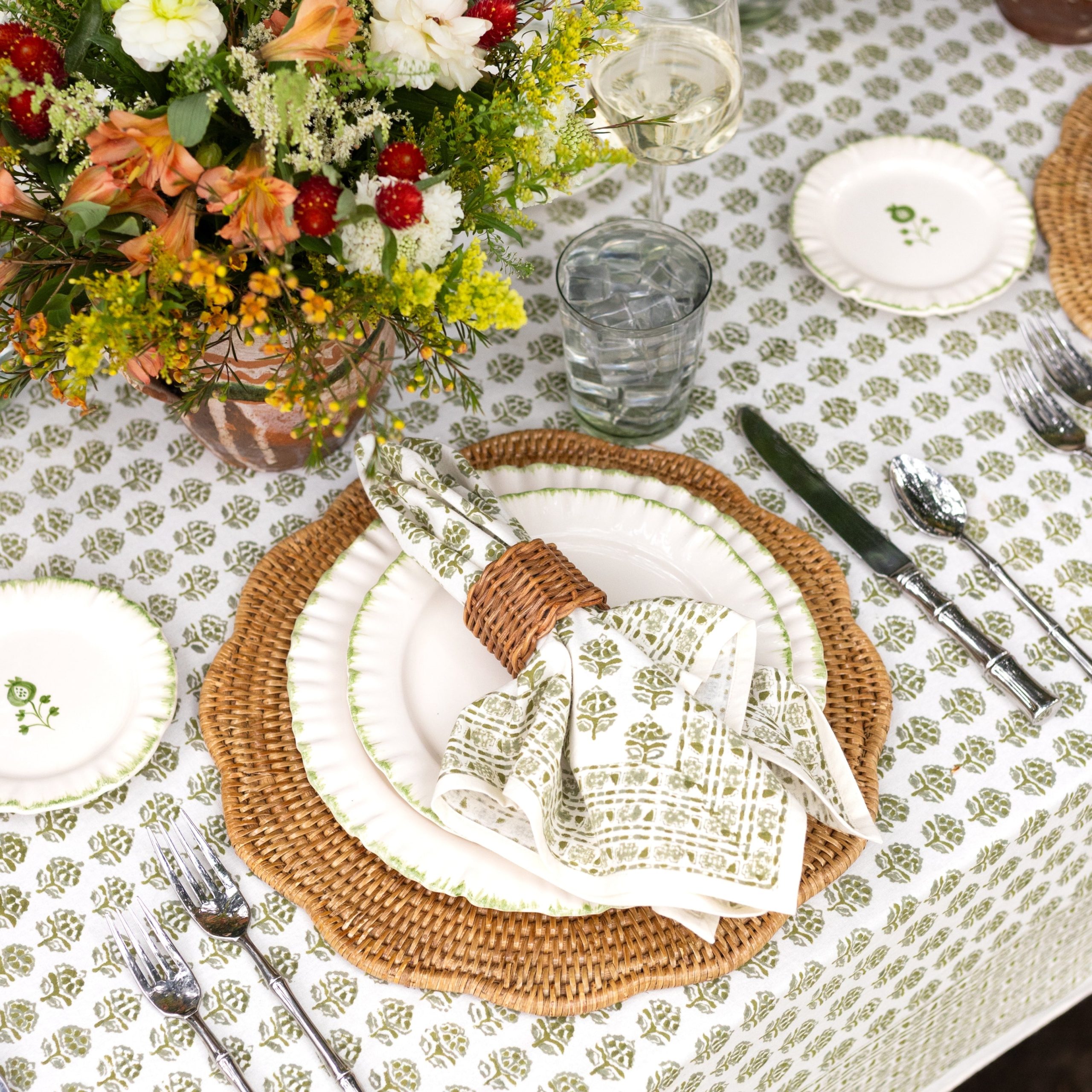 Elise Fern Tablecloth - Image 4